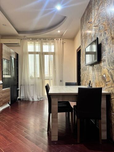 Uzunmüddətli kirayə mənzillər: Yasamal Rayonu Nizami Metrosu 3 otaq. Mərtəbə - 8/7 Otaq sayı - 3 — 20