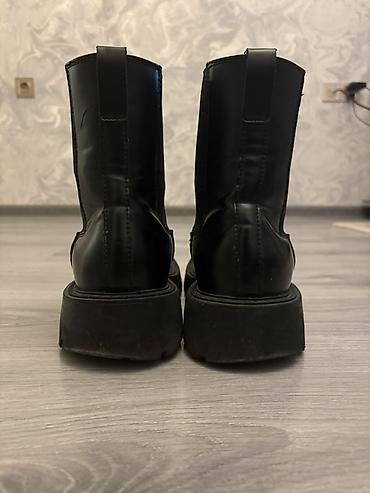 kişi bot: Zara kişi çəkmələri – qalın protektorlu, qara rəng. - Model: Chelsea — 2