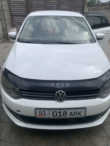 polo авто: Volkswagen : 2014 г., 1.6 л, Механика, Бензин, Седан