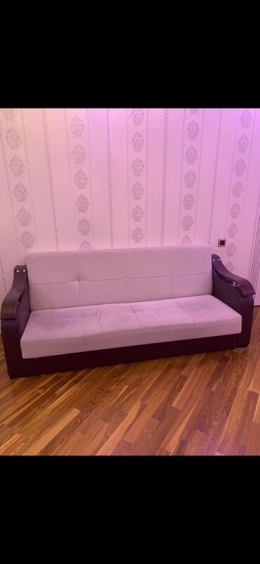 islenmis moydadir: Divan, İşlənmiş, Açılan, Bazalı, Vеlur parça, Çatdırılma yoxdur