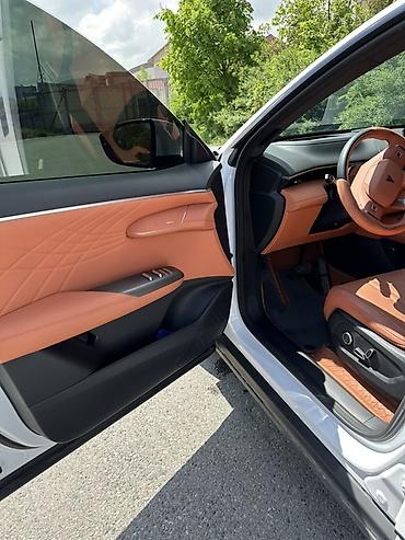 Changan: Changan : 2025 г., 1.5 л, Гибрид — 7