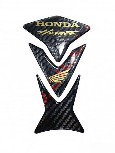scooter: HONDA HORNET CARBON - tank pad - 564 📌 Opis: Samolepljivi protektor — 1