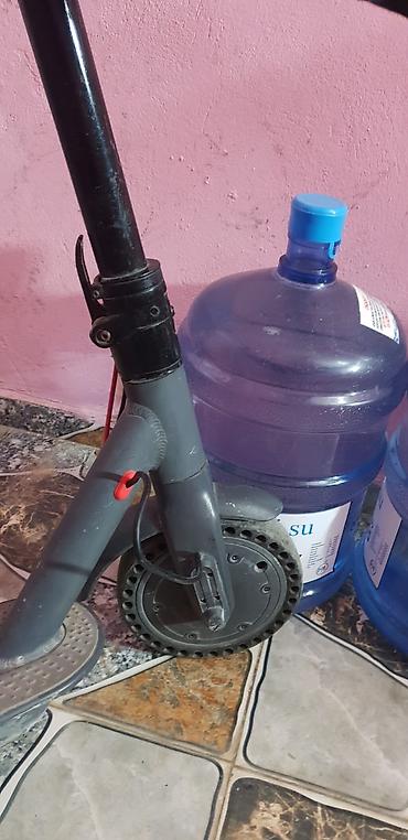 İdman və hobbi: Skuter. Tekce. Akimiyatoru xarabdi Qiymeti 400 m — 1