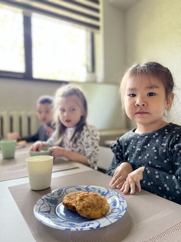 стихи на день учителя на кыргызском языке: В детский центр " Viva deti" требуются: воспитатели на пол дня в мини