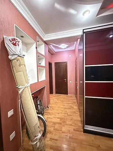 yeni guneşli: 2 otaqlı, Yeni tikili, m. 8 Noyabr, 86 kv. m — 8