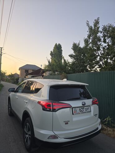 лексус js: Toyota RAV4: 2017 г., 2 л, Вариатор, Бензин, Кроссовер