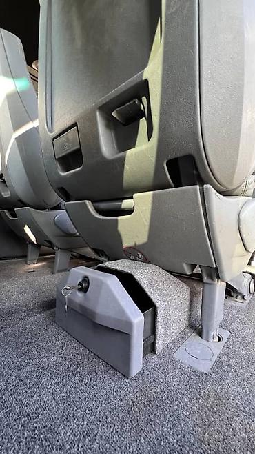 Mercedes-Benz: Mercedes-Benz V-Class: 2002 г., Минивэн — 11