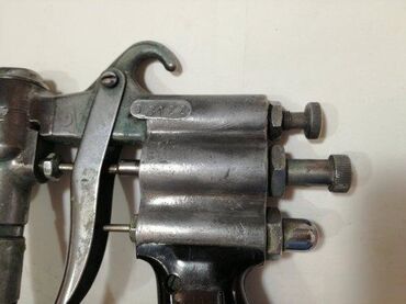 alat za krecenje: Profi pistolj za farbanje sa tri dizne Stara proizvodnja - Made in