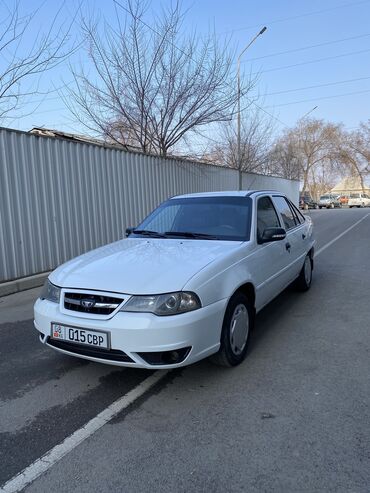 Daewoo: Daewoo Nexia: 2013 г., 1.5 л, Механика, Бензин, Седан