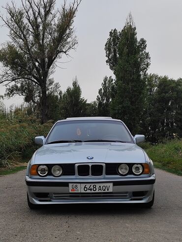 мове: BMW 5 series: 1991 г., 2 л, Механика, Бензин, Седан