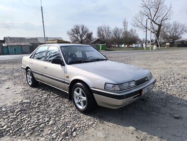 Mazda: Mazda 626: 1991 г., 2 л, Автомат, Бензин, Седан