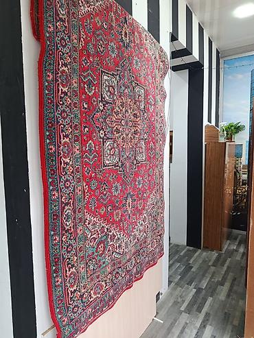 bagema güldan: Qırmızı tonların üstünlük təşkil etdiyi klassik naxışlı xalça - Stil — 1