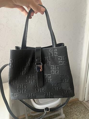 broken planet: Классическая сумка, Givenchy, Материал: Экокожа, Застежка на молнии, Женские, Б/у — 3