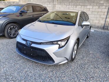 сидения на гольф 4: Toyota Corolla: 2020 г., 1.8 л, Робот, Гибрид, Седан