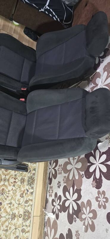 Сиденья: Комплект сидений, BMW 2003 г., Оригинал, Германия — 2