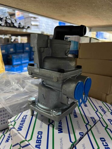 Другие автозапчасти: Грузовой авто запчасти и аксессуары есть доставка по городу 24/7 хово — 13