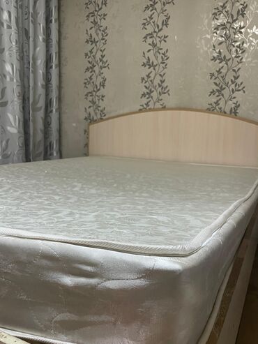 Двуспальные кровати: Двухспальная кровать 5000сом