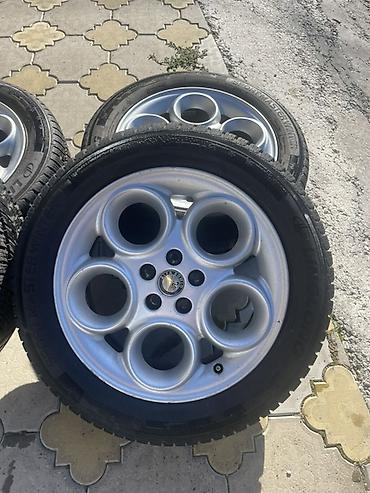 polovna sedista za auto: Alu felne sa gumama – 4 kom

205/55/16 dve su dot 35/25 dve 45/25 — 4