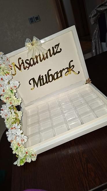 xonca kiraye: Nişan üçün dekorativ şirniyyat/qızılgül qabı - Material: ağ rəngli — 1