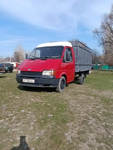 Легкий грузовой транспорт: Легкий грузовик, Ford, Стандарт, 3 т, Б/у