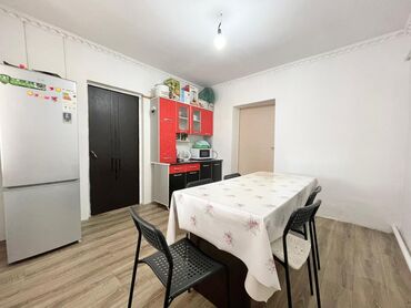 бишкек продажа квартира: Үй, 80 кв. м, 4 бөлмө, Менчик ээси, Эски ремонт