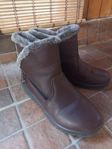 ugg novo: Gležnjače, 38