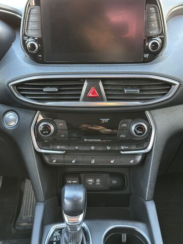 Hyundai: Hyundai Santa Fe: 2018 г., 2 л, Автомат, Дизель, Кроссовер — 8