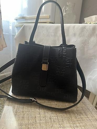 broken planet: Классическая сумка, Givenchy, Материал: Экокожа, Застежка на молнии, Женские, Б/у — 4