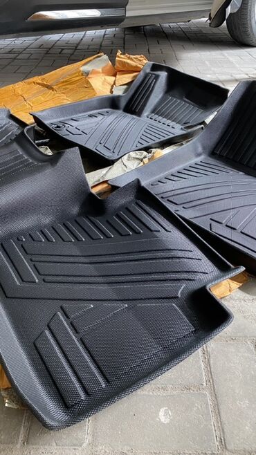 Полики: 3D Полики Для салона Universal Poliki, цвет - Черный