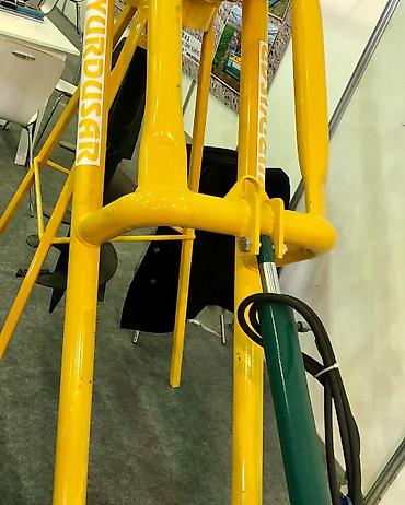 Другие виды копалок: Навесной ямобур диаметр бурения / глубина бурения 20 см (200 мм) / — 22