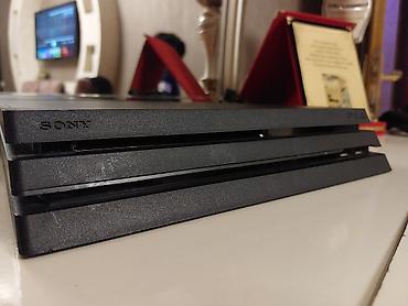 playstation lombard: Sony PlayStation 4 Pro Xüsusiyyətlər: - Model: PS4 Pro (CUH — 8