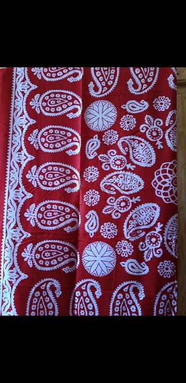 Baş geyimləri: Yeni pambiq materialli kelagayilar cox qewengdi.Rengleri de movcuddur — 4