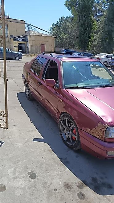 e63 w212: Volkswagen Vento: 1996 г., 2 л, Механика, Газ, Седан — 3