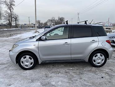 Toyota: Toyota ist: 2002 г., 1.3 л, Автомат, Бензин — 4