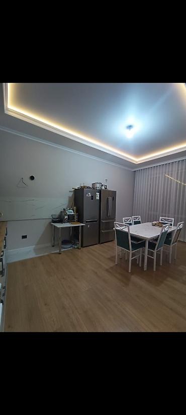 Продажа коттеджей и домов: 🏡 ПРОДАЁТСЯ ДОМ 📍 Район: Ак-Ордо 2 ж/м 🏠 Комнаты: 6 | 📐 Площадь дома — 21