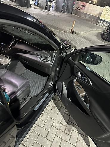 chevrolet impala: Chevrolet Malibu: 2017 г., Автомат, Бензин, Седан — 6