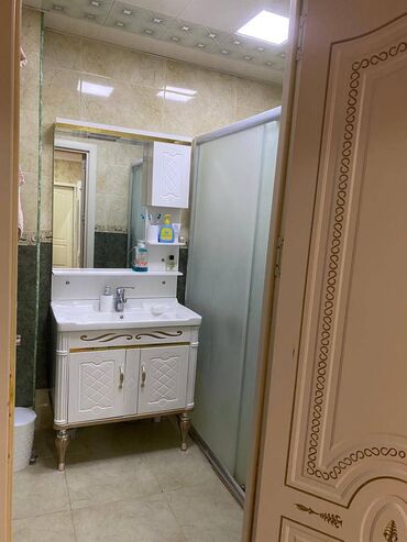 Köhnə tikili: Bakı, 3 otaqlı, Köhnə tikili, m. Xalqlar Dostluğu, 85 kv. m — 10