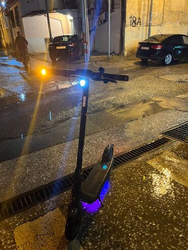 Elektrikli samokatlar: Əvvəla salam. Skuter 10 gündür alınıb saxlamağa yer olmadığı üçün — 9