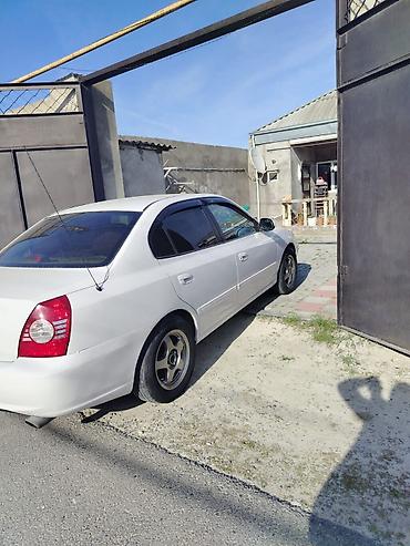 elantra 2016: Hyundai Elantra: 2 l | 2004 il Sedan — 3