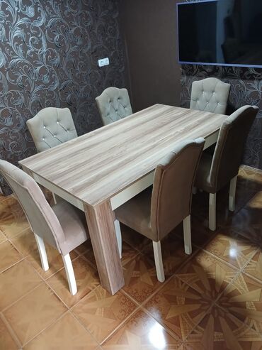 Yataq otağı dəstləri: ✅Ideal veziyyetde masa desti satilir✅250 azn.6 stulla Unvan yeni gu