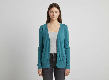 Knitwear: Women`s knitwear, size M