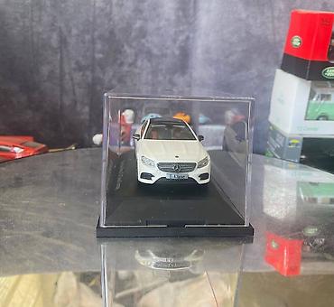 Avtomobil modelləri: Коллекционная модель Mercedes-Benz E-class W213 Coupe white 2017 — 4