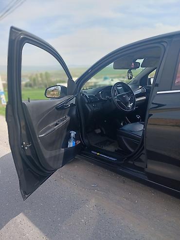 Chevrolet: Chevrolet Spark: 2018 г., 1 л, Вариатор, Бензин, Хэтчбэк — 7