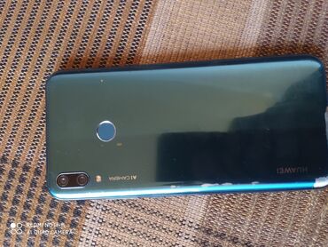 телефоны б у: Huawei Y9, Б/у, 128 ГБ, цвет - Синий, 1 SIM, 2 SIM