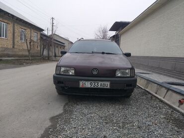 Volkswagen: Volkswagen Passat: 1993 г., 1.8 л, Механика, Бензин, Универсал