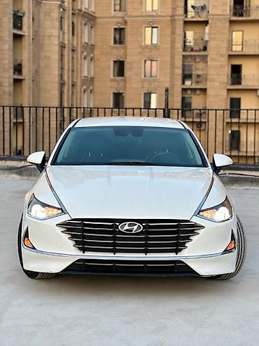 Hyundai: Hyundai Sonata: 2022 г., 2 л, Автомат, Бензин, Седан — 1