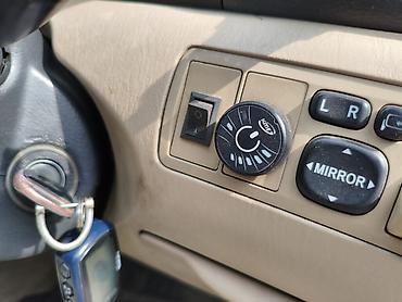 small car: Toyota Allex: 2004 г., 1.5 л, Автомат, Газ, Хэтчбэк — 8