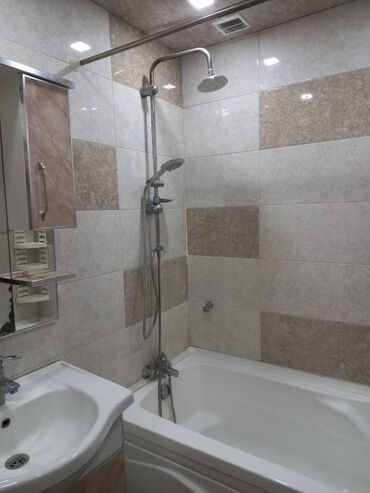 Uzunmüddətli kirayə mənzillər: Nəsimi rayonu, Həsən Əliyev küçəsində olan, 9 mərtəbəli binanın 1-ci — 9