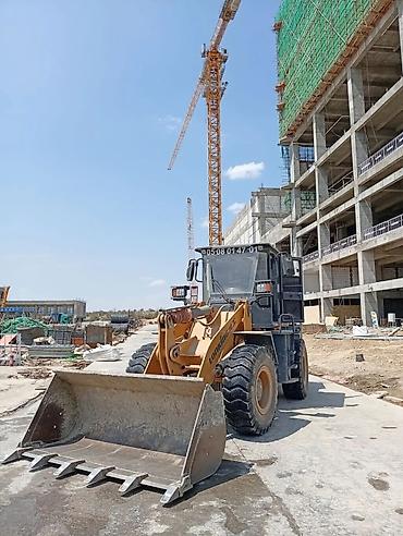 хранение вещей: Услуги фронтального погрузчика Lonking LG833H - Тип техники: колесный — 3