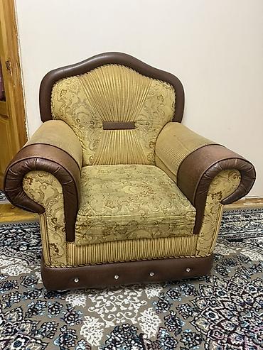 salon mallar: Klassik üslubda yumşaq mebel dəsti - Tərkib: 3 nəfərlik divan + 1 — 2